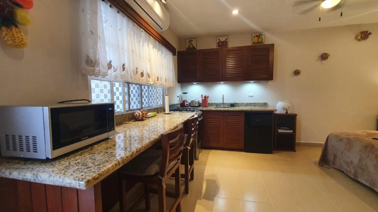 Coralito Malecon Luxury Studio Isla Mujeres Ngoại thất bức ảnh
